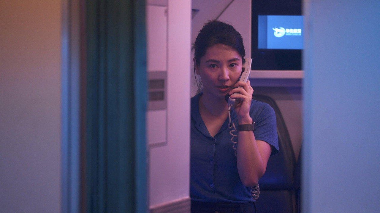 Chuyến Bay Đêm (Phần 2) - Backdrop 15