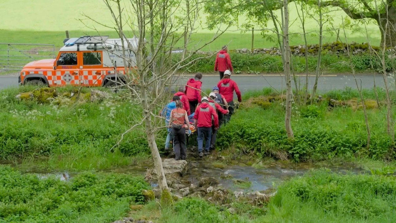 Yorkshire Air 999 - Season 2 Episode 8 : Rock and Roll