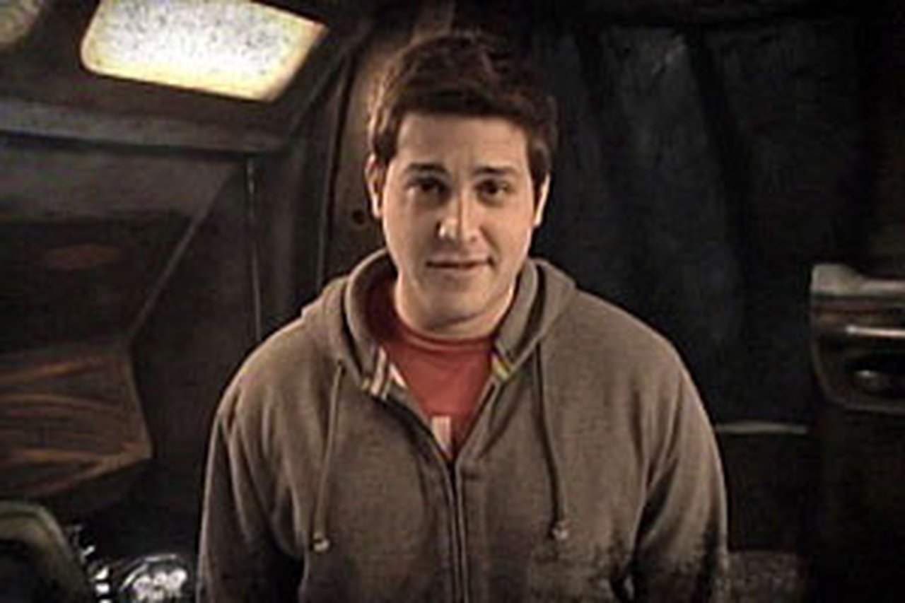 Stargate Universe - Season 0 Episode 6 : Kino Webisode 5 : Eli's Room