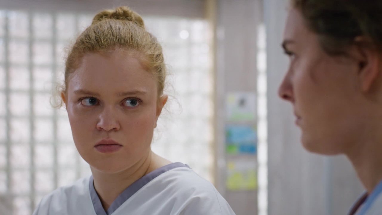 Female Doctor. New Life - Season 1 Episode 34 : Episode 34