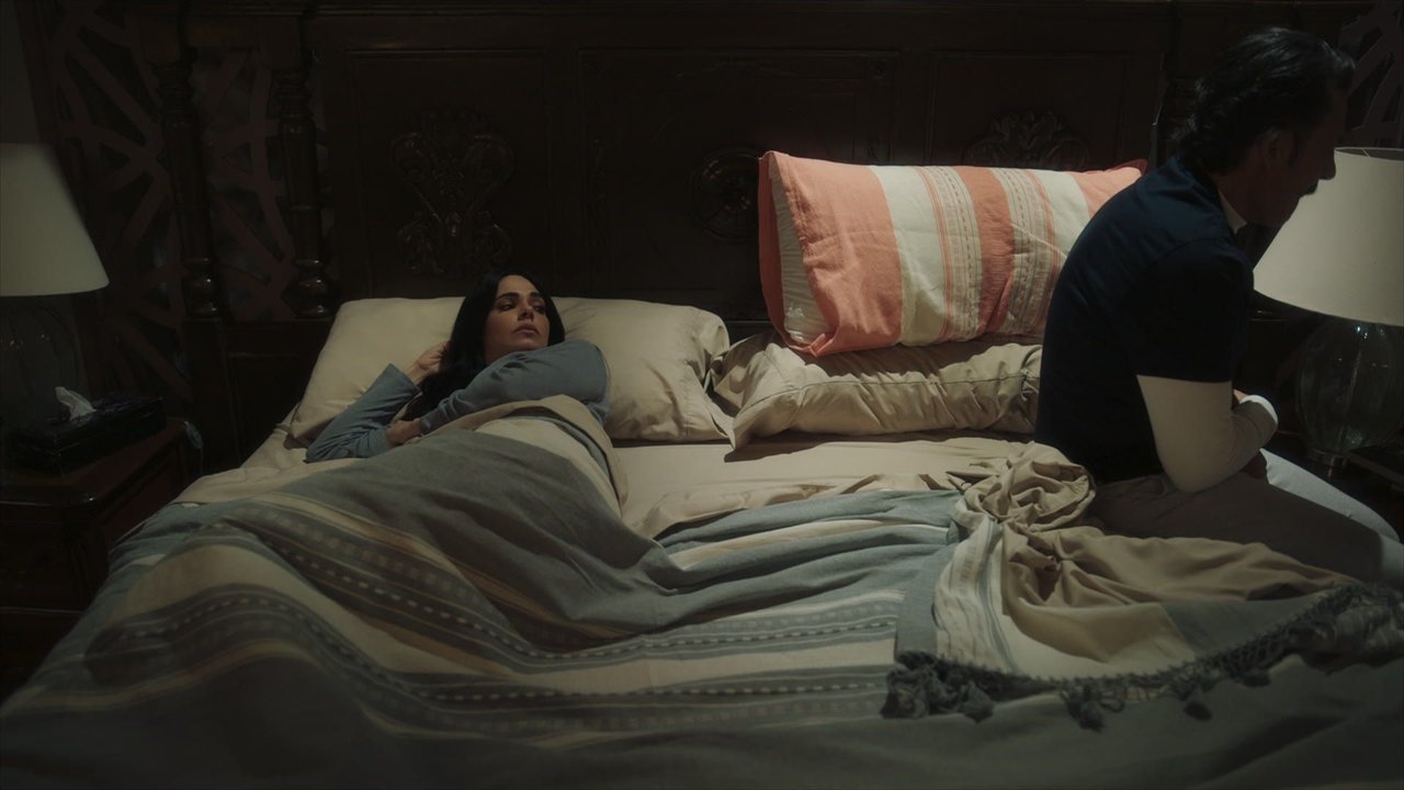 Amanecer - Season 1 Episode 21 : Todos en contra de Alba