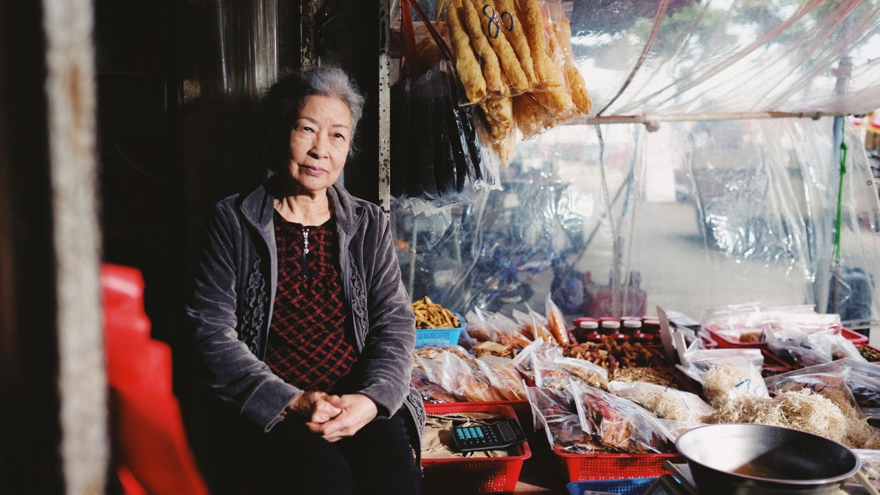 A Thousand Sails backdrop