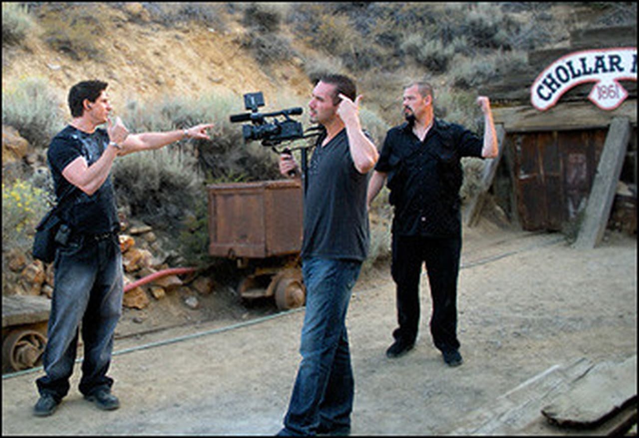 Ghost Adventures - Season 3 Episode 5 : Washoe Club and Chollar Mine