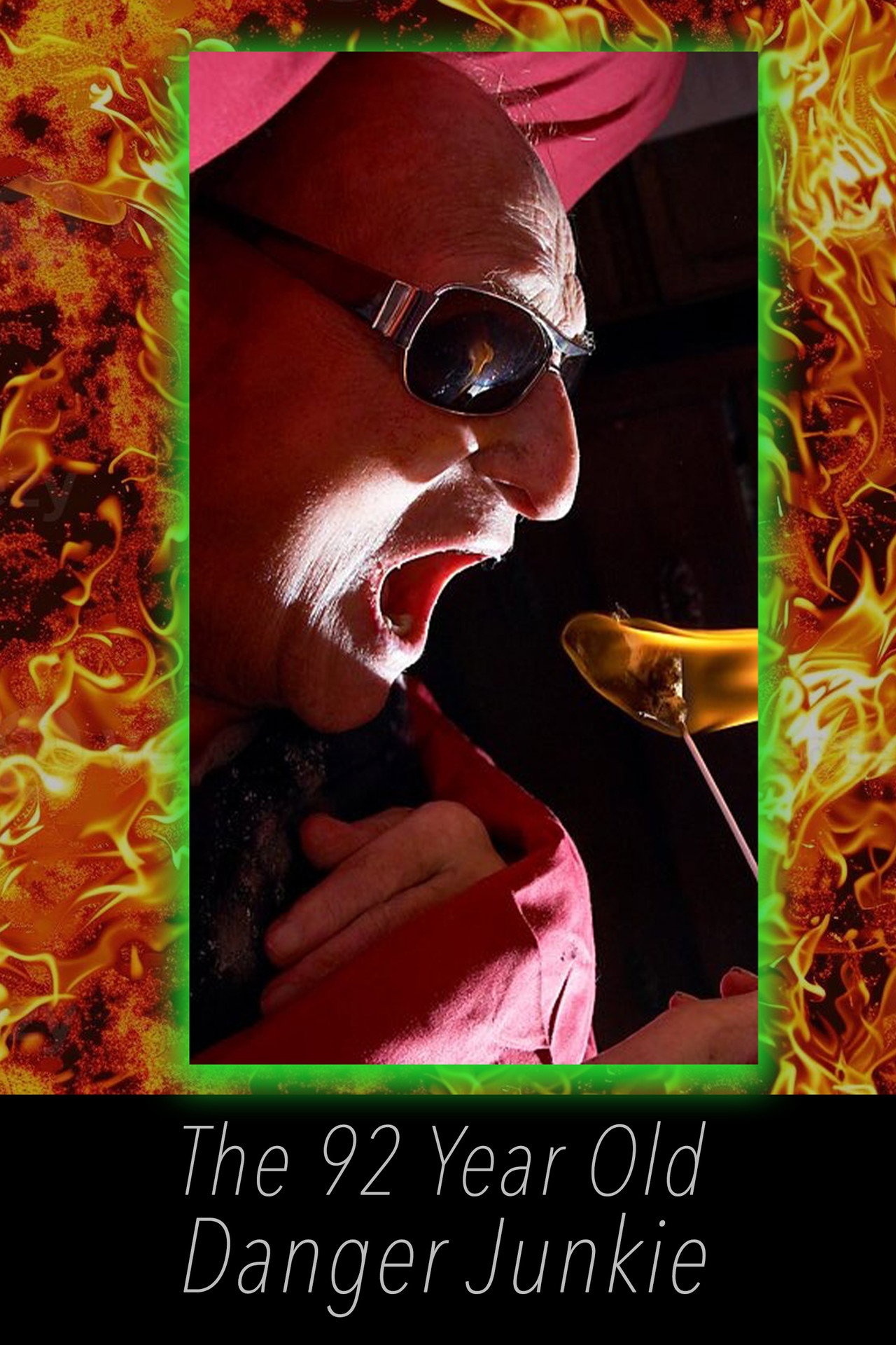 Wonderland: The 92 Year Old Danger Junkie filmaffisch