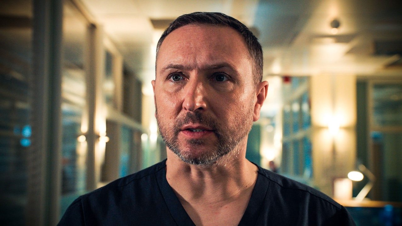 Holby City - Season 23 Episode 48 : Episode 48