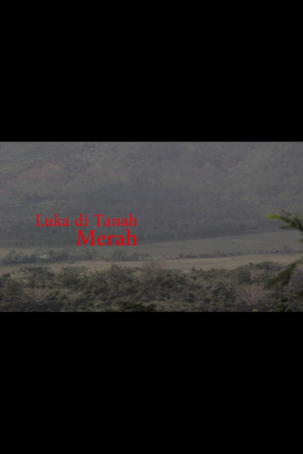 Luka di Tanah Merah filmaffisch