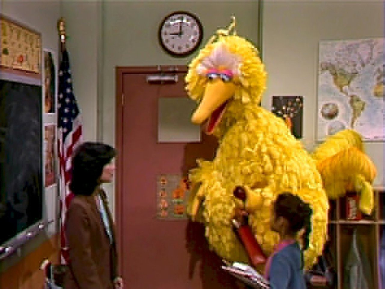 Sesame Street - Season 12 Episode 1 : Episode 1446