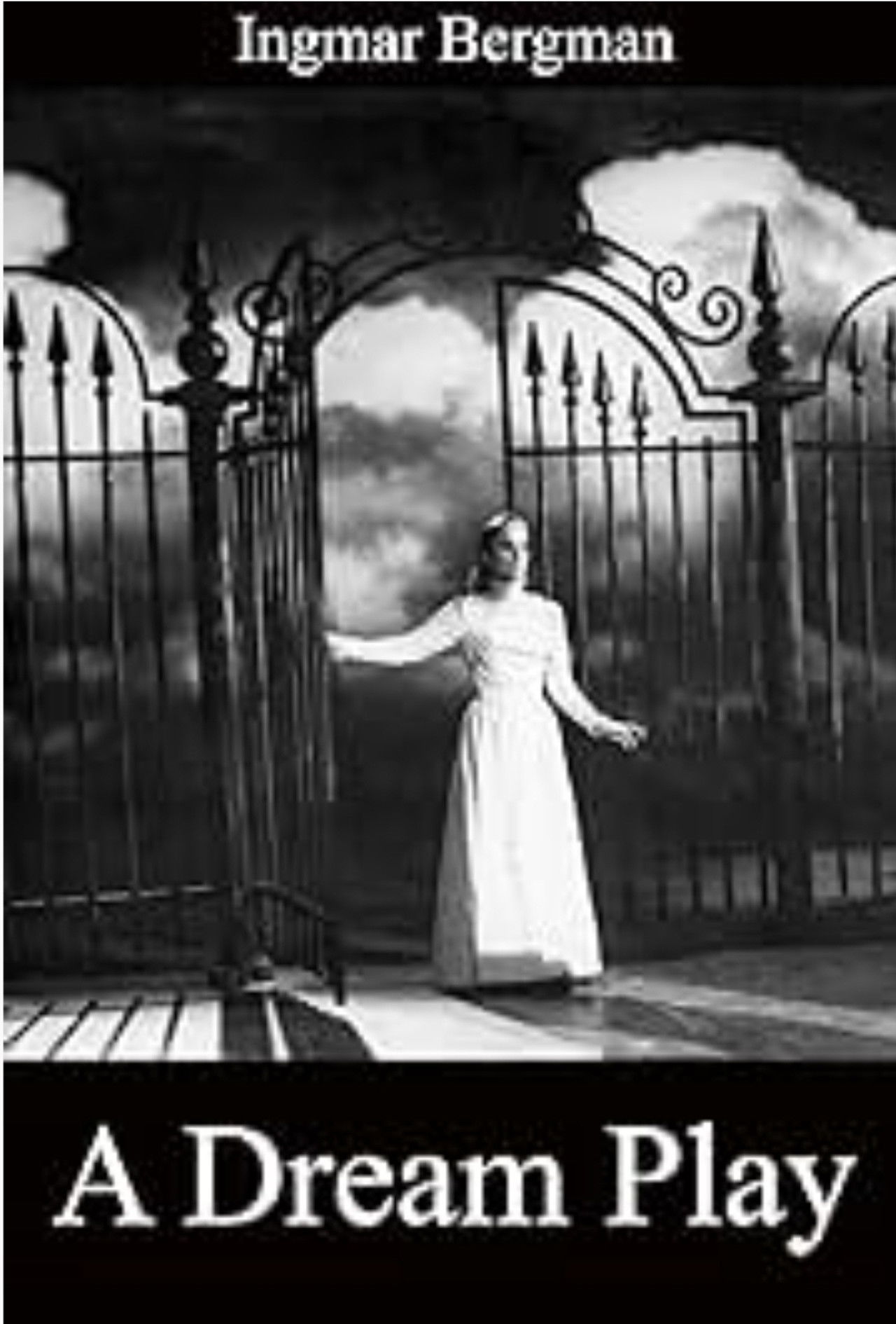 Ingmar Bergman inszeniert: „Ein Traumspiel“ von August Strindberg. Beobachtungen bei der Arbeit am Bayerischen Staatsschauspiel Backdrop