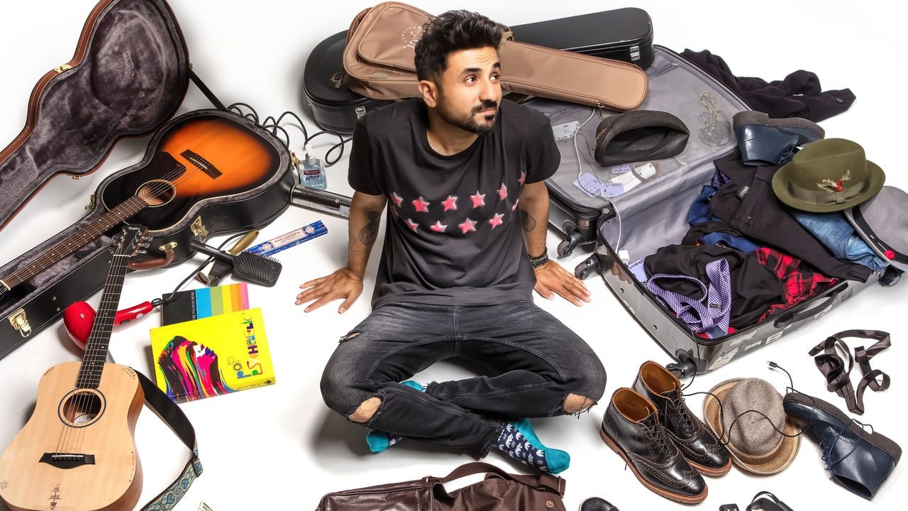 Vir Das: Losing It background