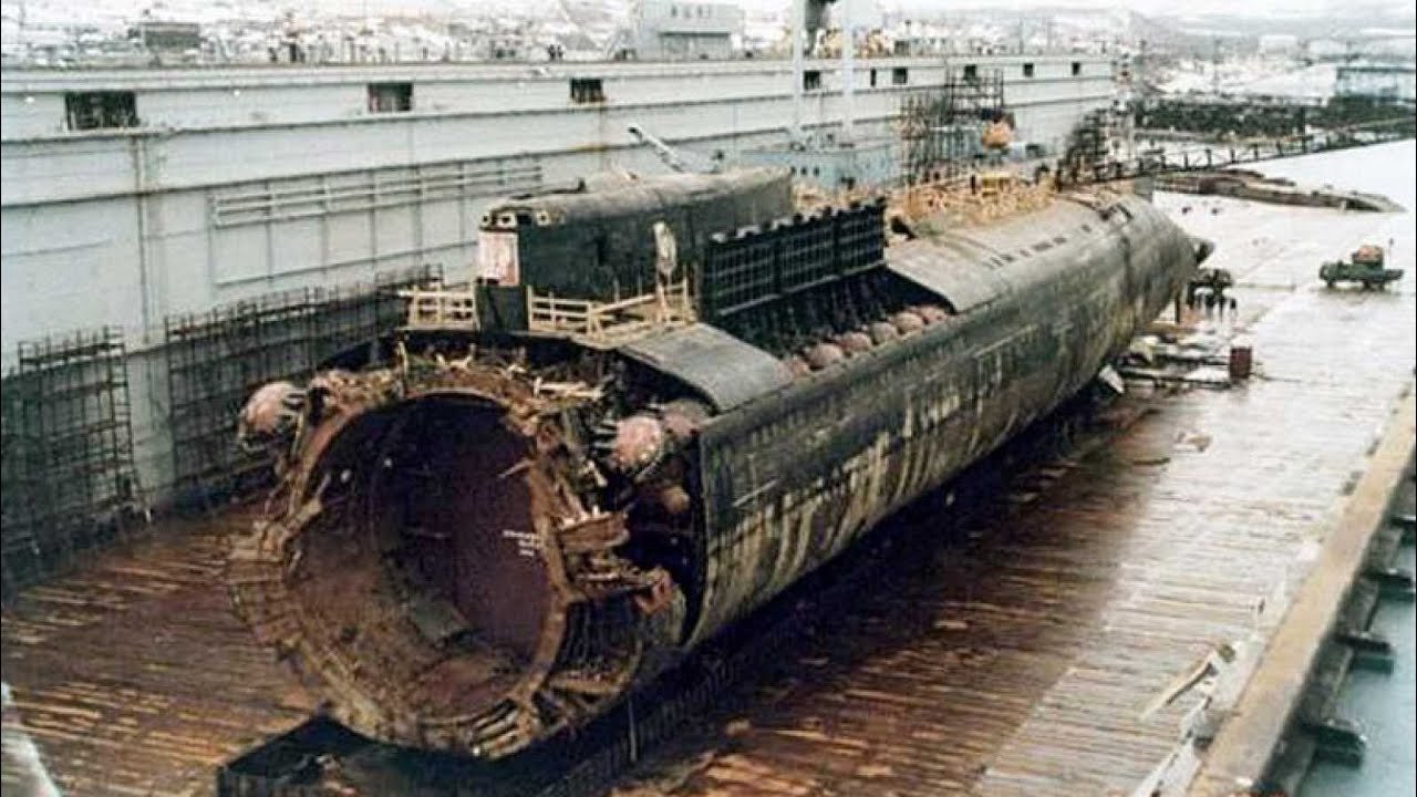 Scen från Kursk: A Submarine in Troubled Waters