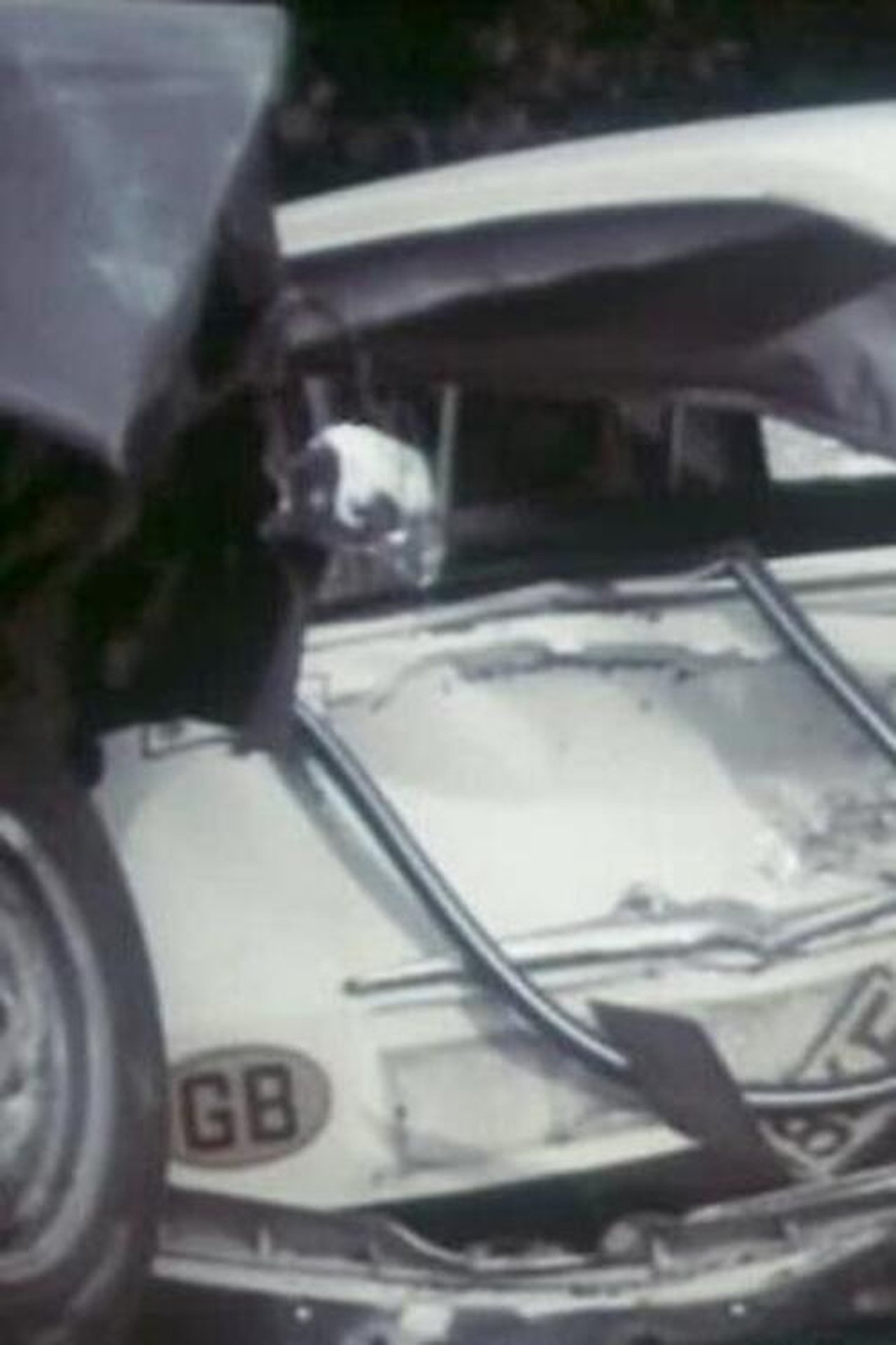 مشاهدة فيلم Only a Fool Breaks the 2 Second Rule: Pile-up مترجم بدون اعلانات - بوستر