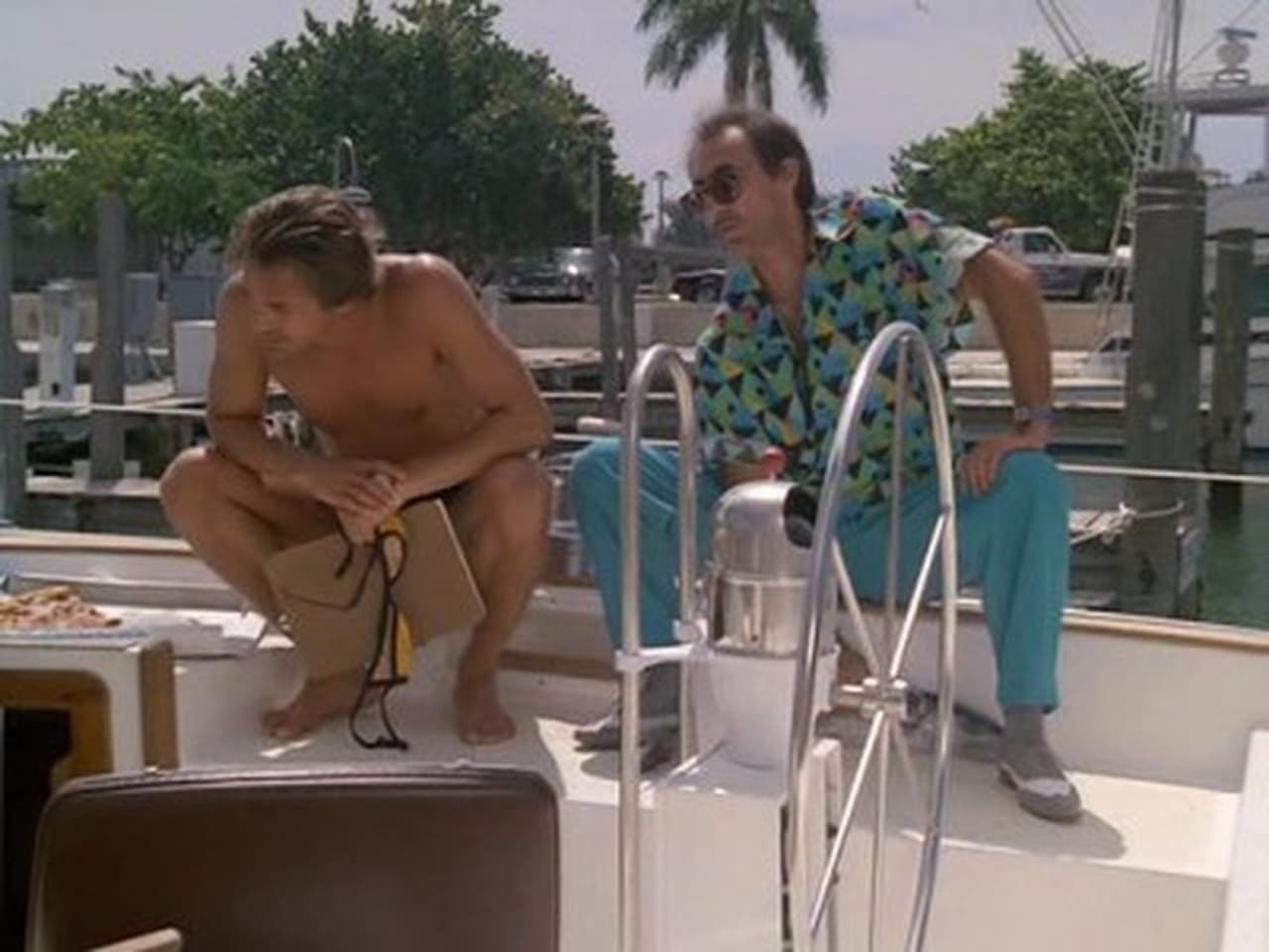 Miami Vice - Season 2 Episode 3 : Whatever Works