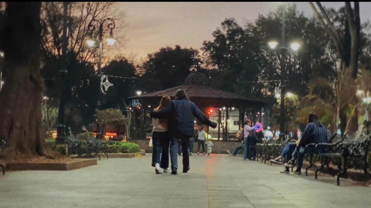 Quien No Llora Alguna Vez still 5