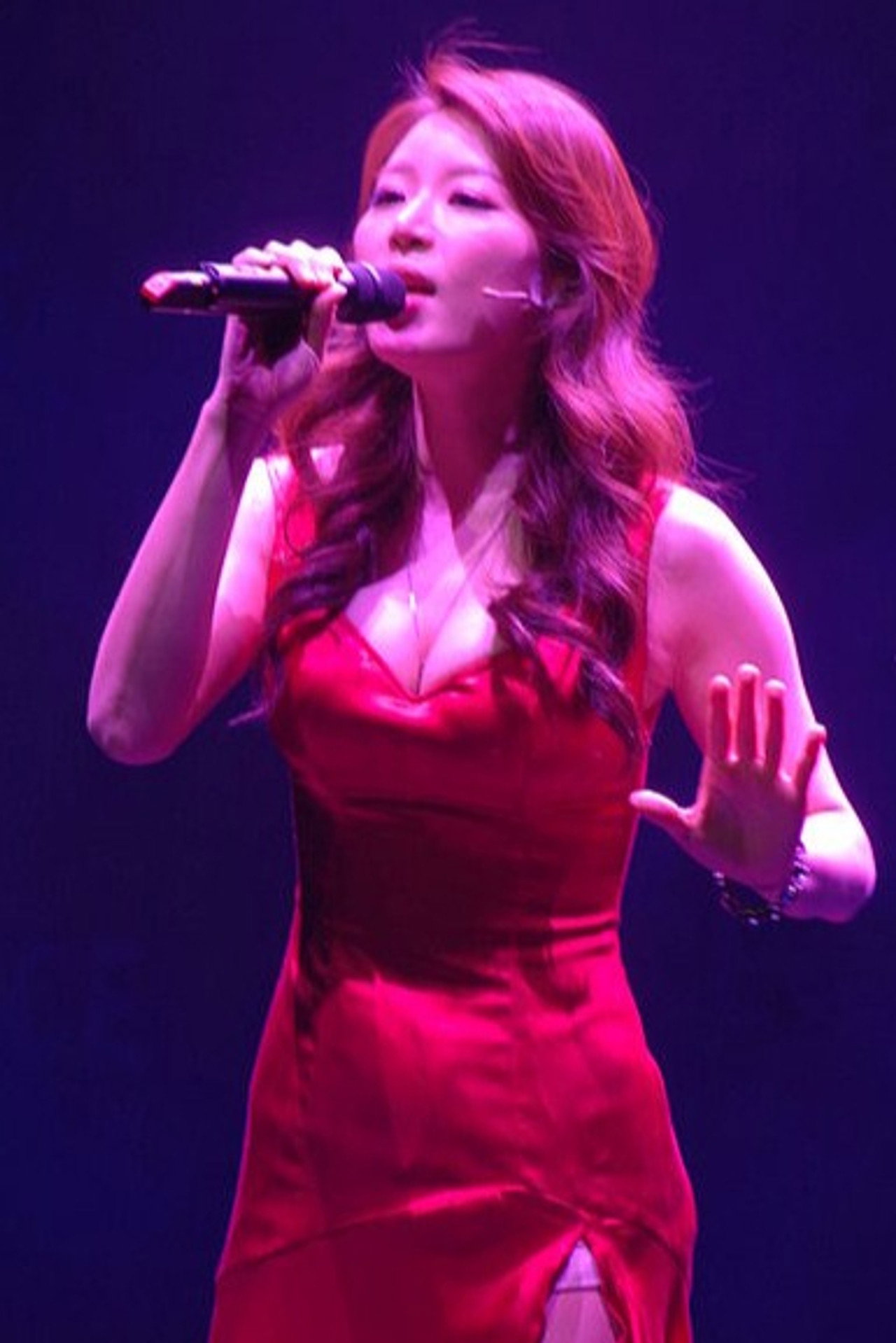 Lisa (Musical actress)