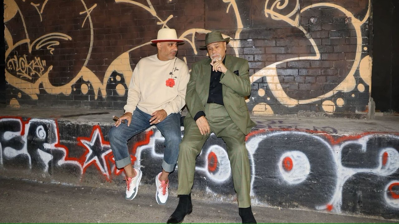 People of Comedy background