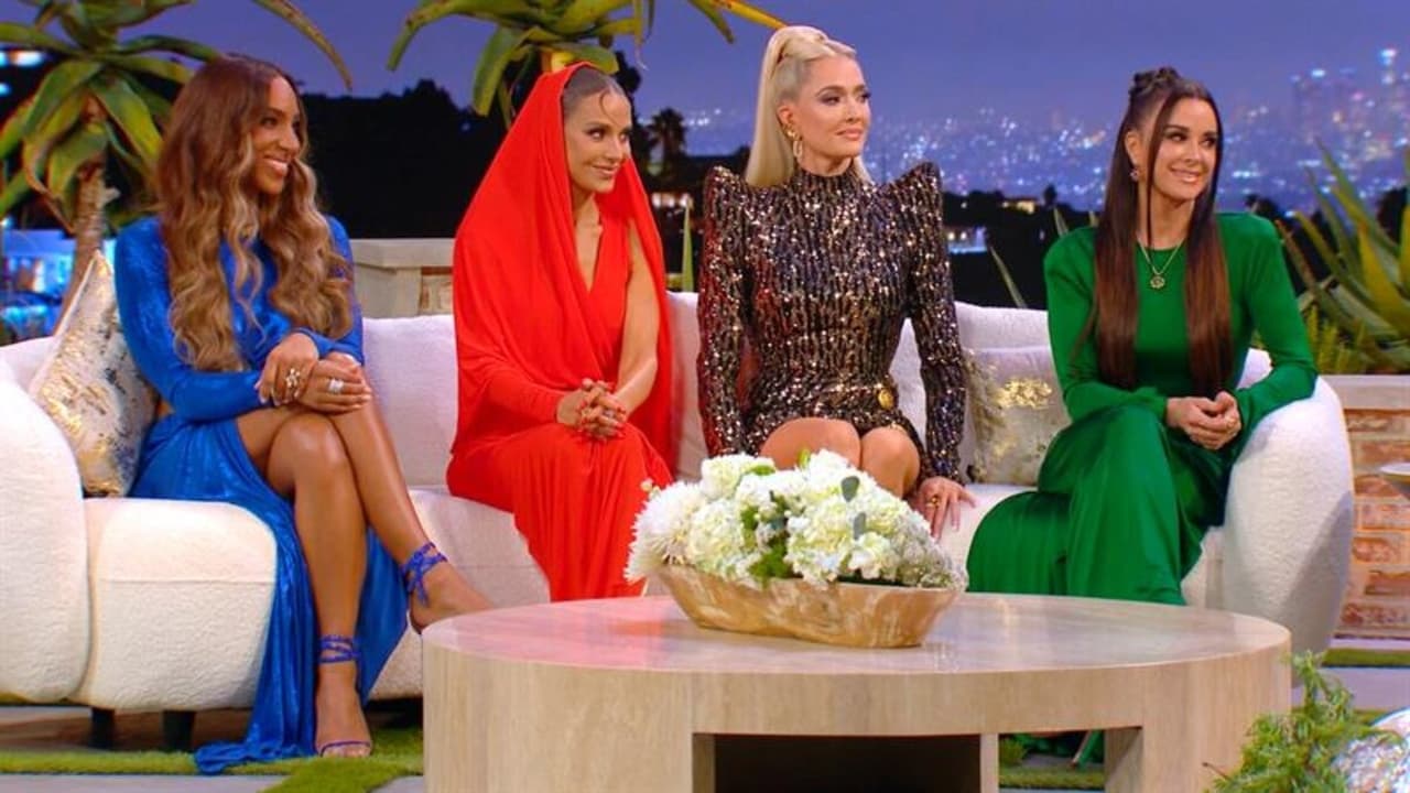 The Real Housewives of Beverly Hills - Season 13 Episode 18 : Reunion Part 1