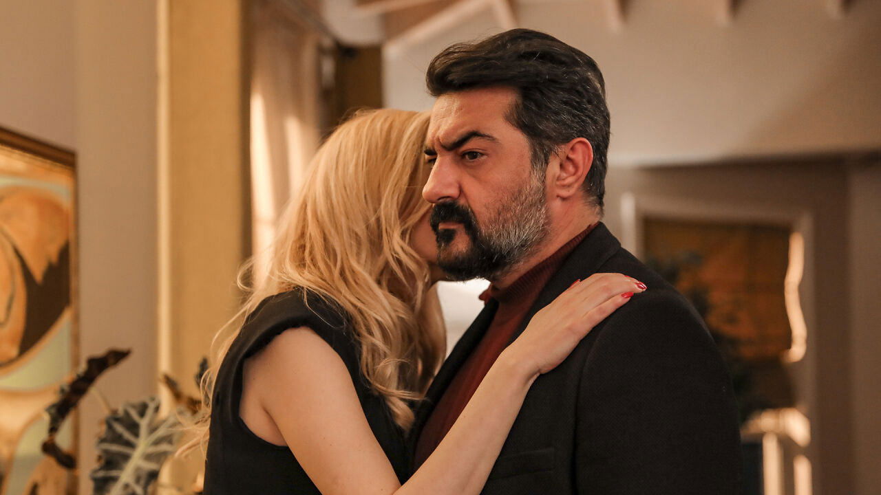 Kardeşlerim backdrop