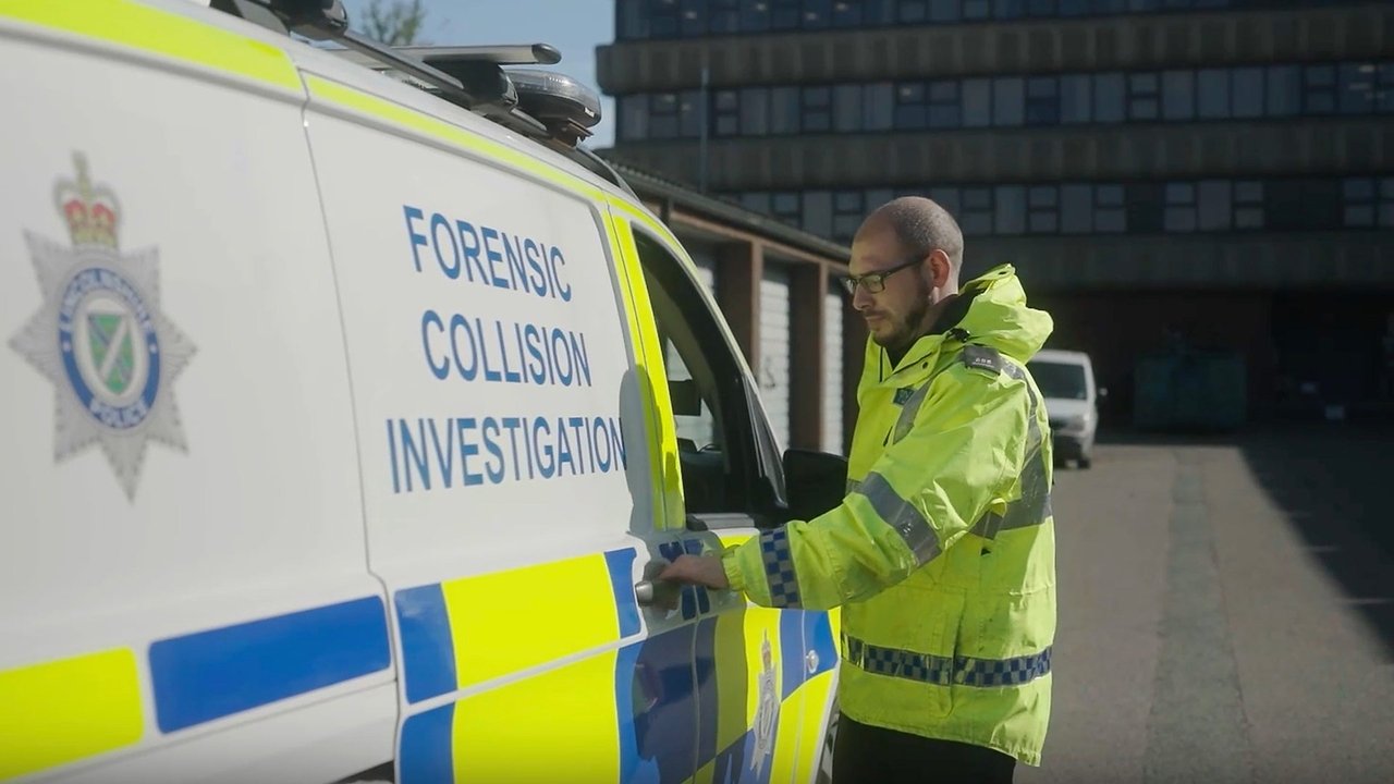 Crimewatch Live - Season 20 Episode 11 : Collision Investigators