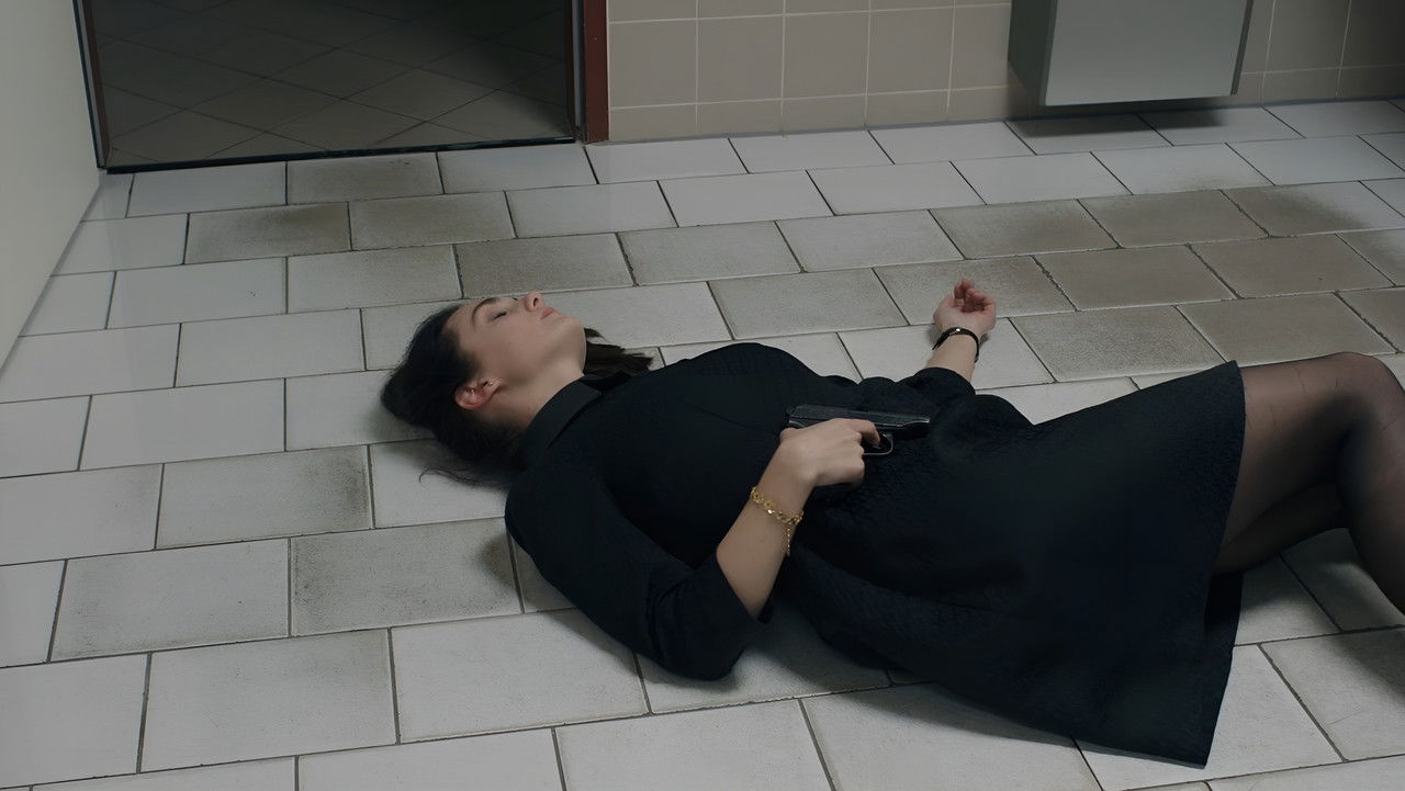 Женщина с котом и детективом — Épisode 1