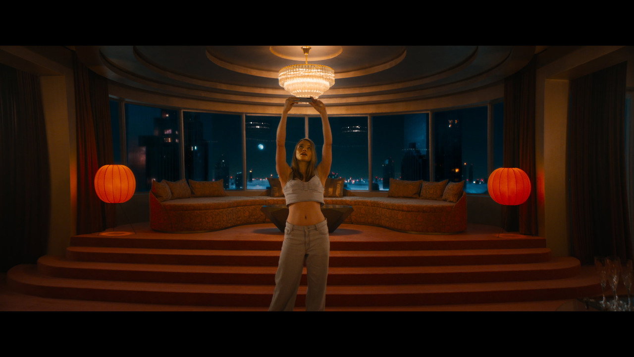 Her Private Hell screenshot 3