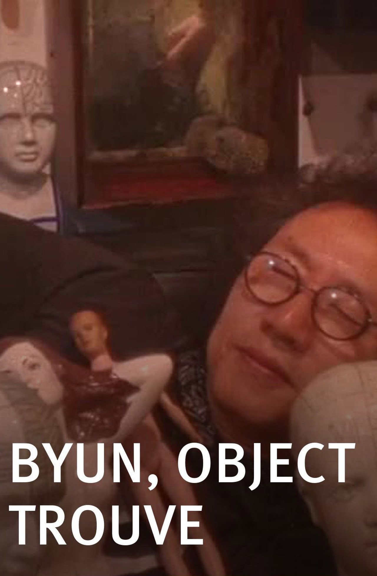 Byun, Objet trouvé Backdrop