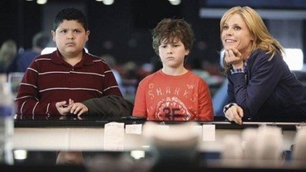 Modern Family - Season 2 Episode 22 : Good Cop, Bad Dog