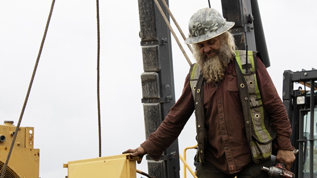 Gold Rush - Season 13 Episode 19 : Big Toys, Big Problems