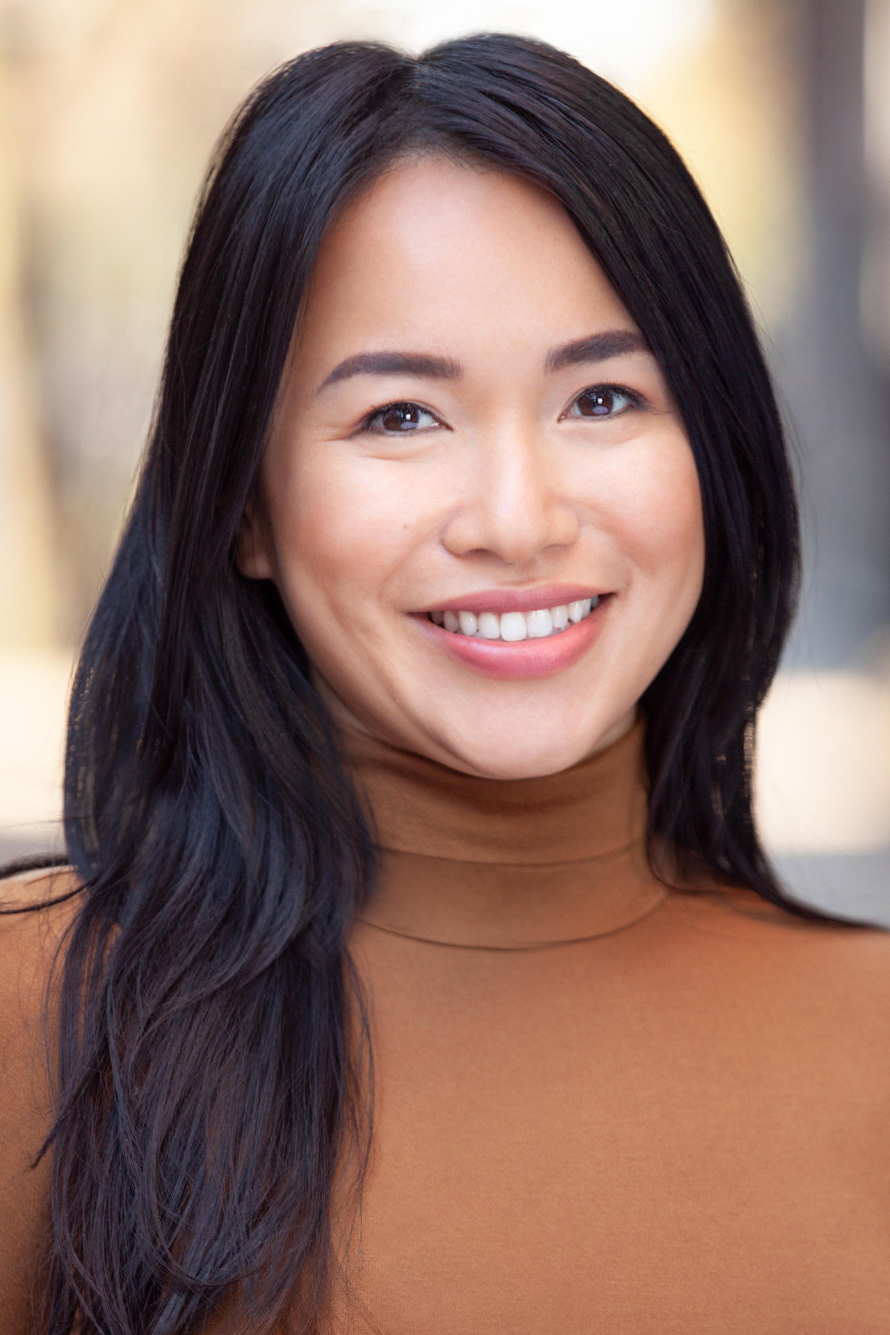 Thuy Ho