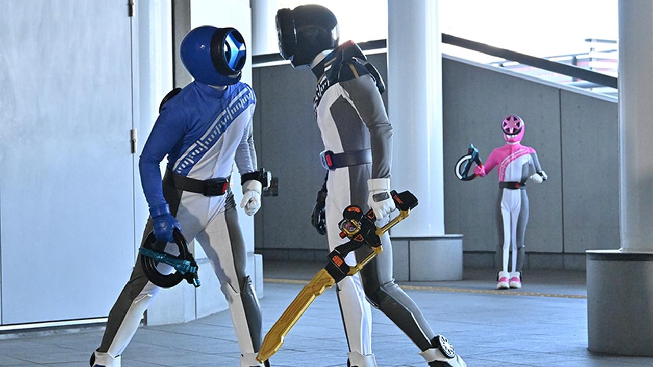 Bakuage Sentai Boonboomger - Season 1 Episode 6 : White and Black