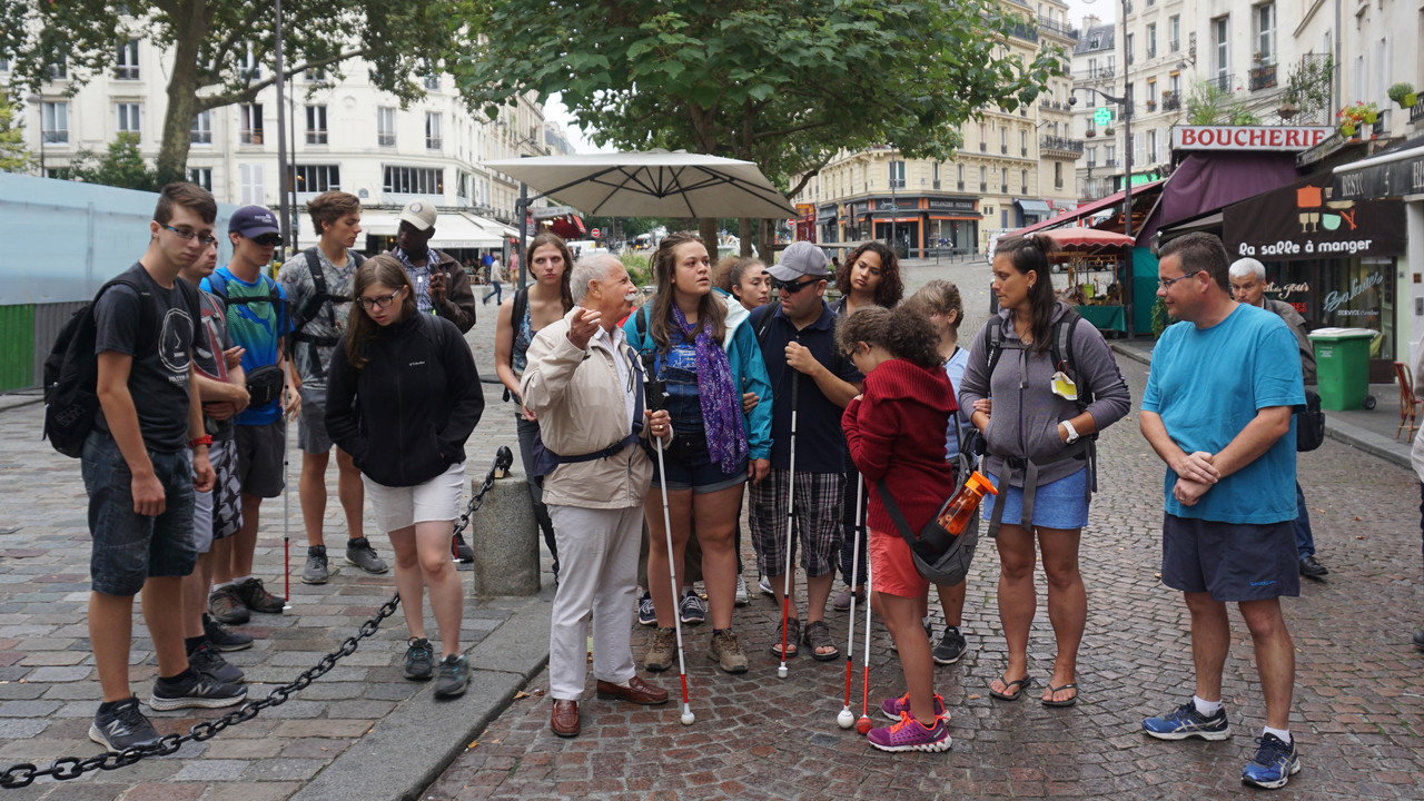 Sur les traces de Louis Braille - 剧照