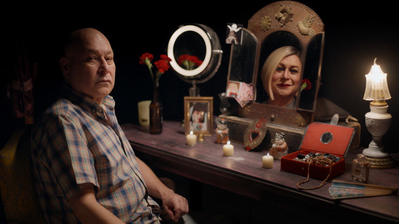 La Gorda Espejo still 2