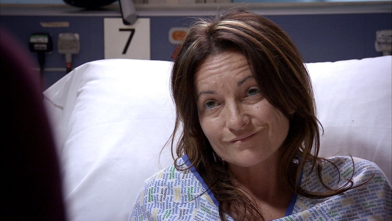 Holby City - Season 15 Episode 14 : Push the Button - Part 1