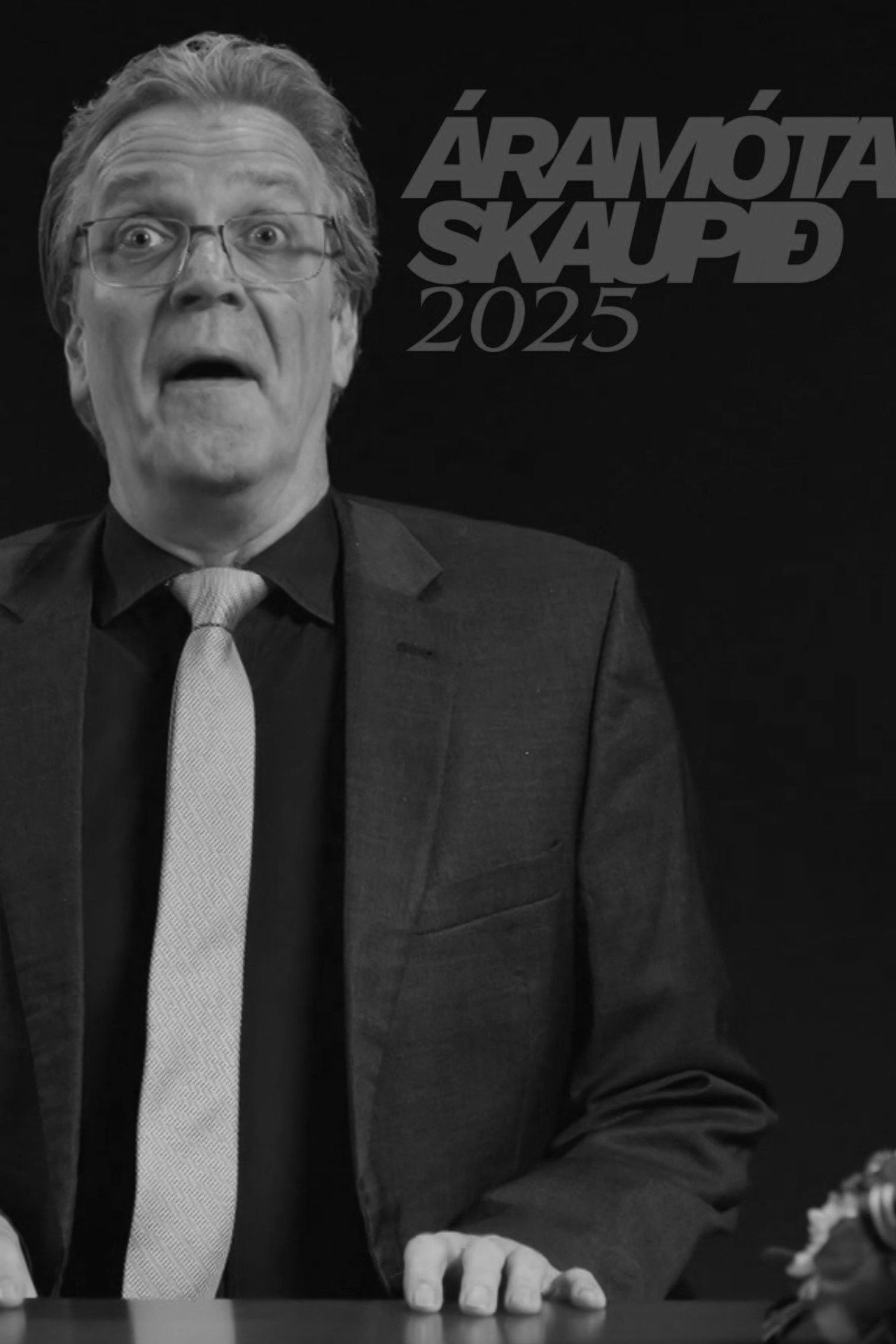Áramótaskaup: 2025 filmaffisch