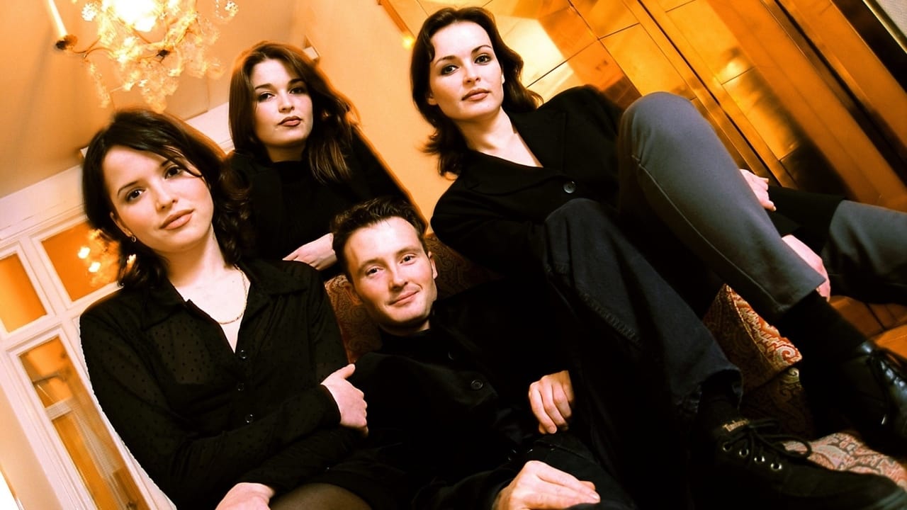 Scen från All the Way Home: A History of The Corrs