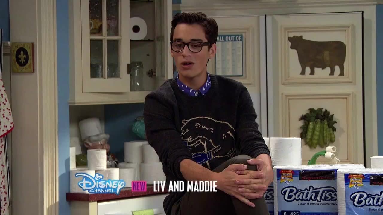 Liv and Maddie - Season 3 Episode 15 : Home-Run-A-Rooney