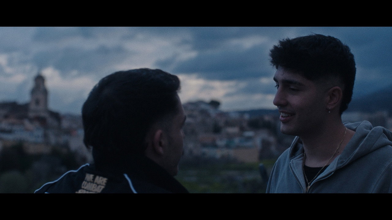 No es por mí. still 5