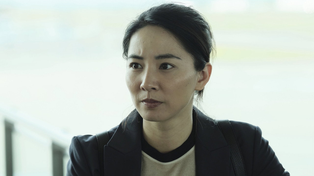 Chuyến Bay Đêm (Phần 2) - Backdrop 13