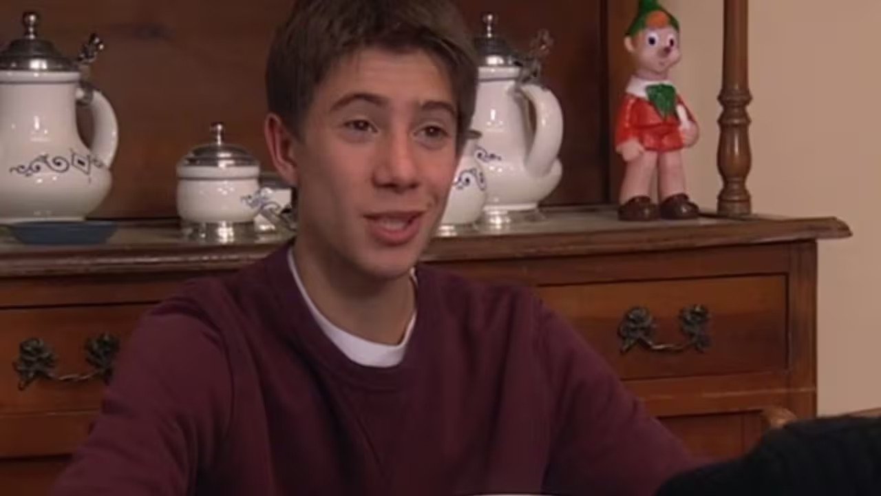 A doctor in the family - Season 3 Episode 9 : Thirty for everyone... or almost / You'll give me a heart attack