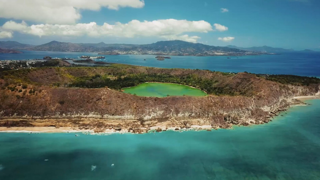 Des volcans et des hommes — Mayotte, la naissance d'un géant sous-marin