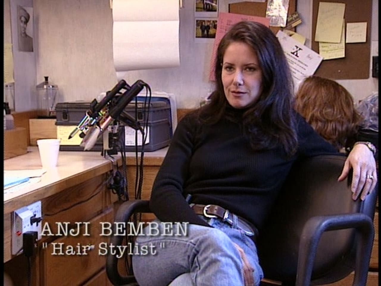 The X-Files - Season 0 Episode 38 : Behind the truth - Hair