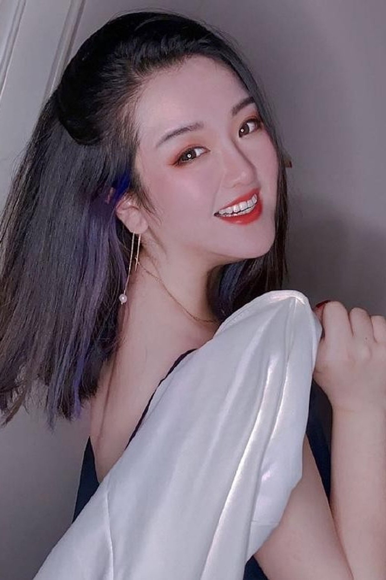 Hu Shanshan