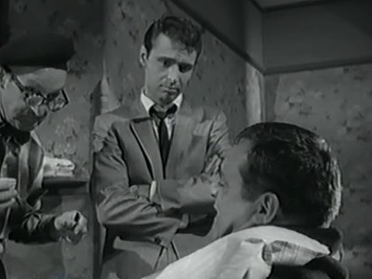 Perry Mason - Season 9 Episode 26 : The Case of the Dead Ringer