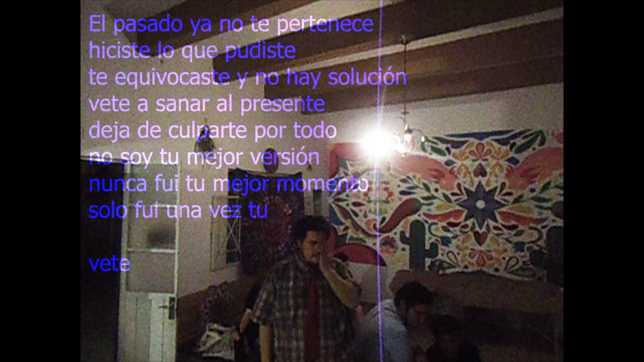 Quisiera no estar borracho para decirte lo que siento sin sentirme raro por ser humano
