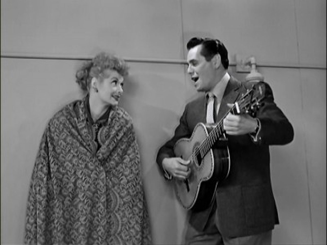 I Love Lucy - Season 5 Episode 14 : Second Honeymoon