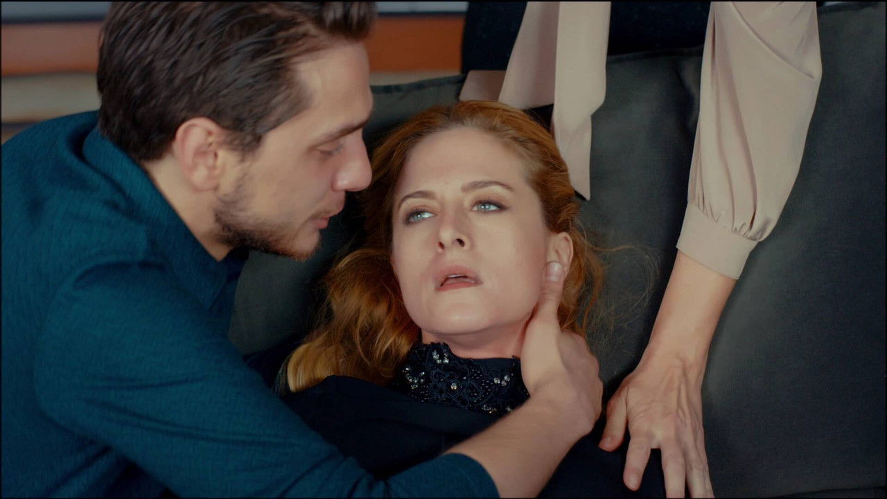 Güllerin Savaşı — Épisode 20