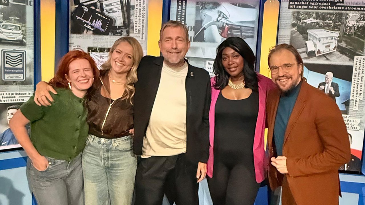 Dit Was Het Nieuws - Season 49 Episode 6 : Lucinda Sedoc, Yentl Schieman & Christine de Boer