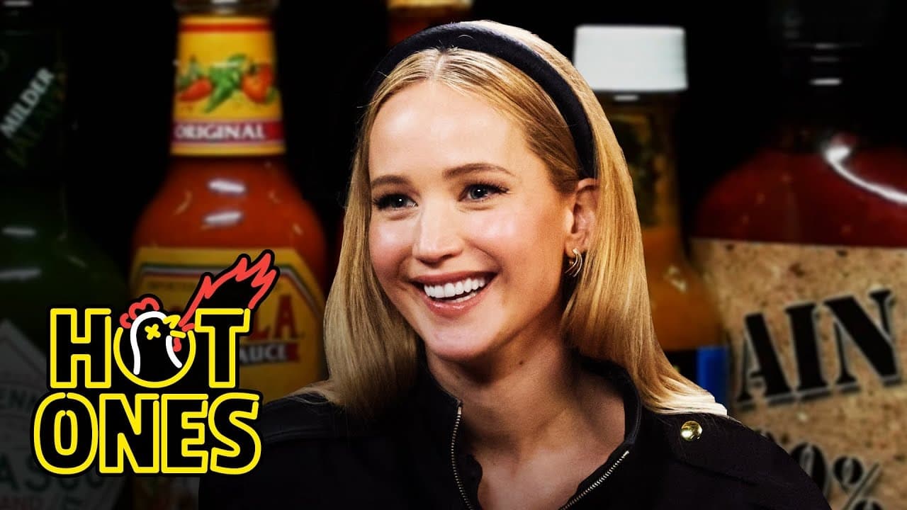 Hot Ones - Season 21 Episode 6 : Jennifer Lawrence Sobs in Pain While Eating Spicy Wings