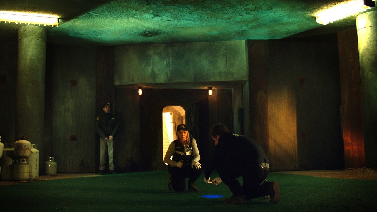 CSI: Crime Scene Investigation - Season 13 Episode 18 : Sheltered