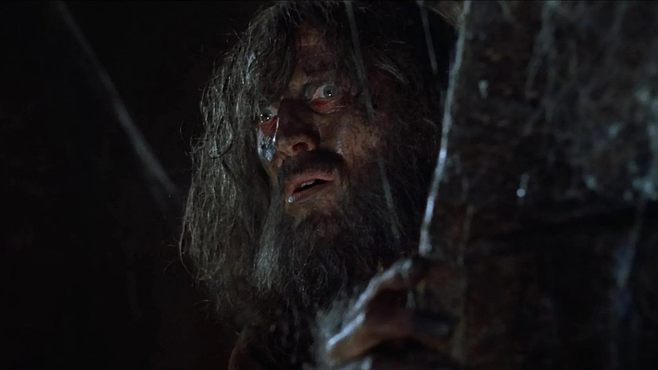 The Curse of the Werewolf background 21
