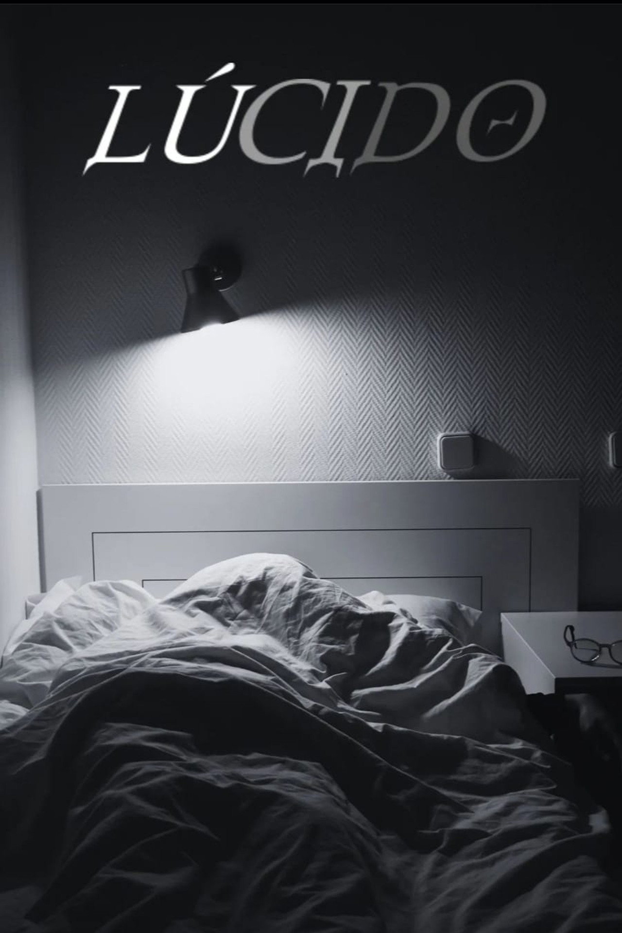 Lúcido Backdrop